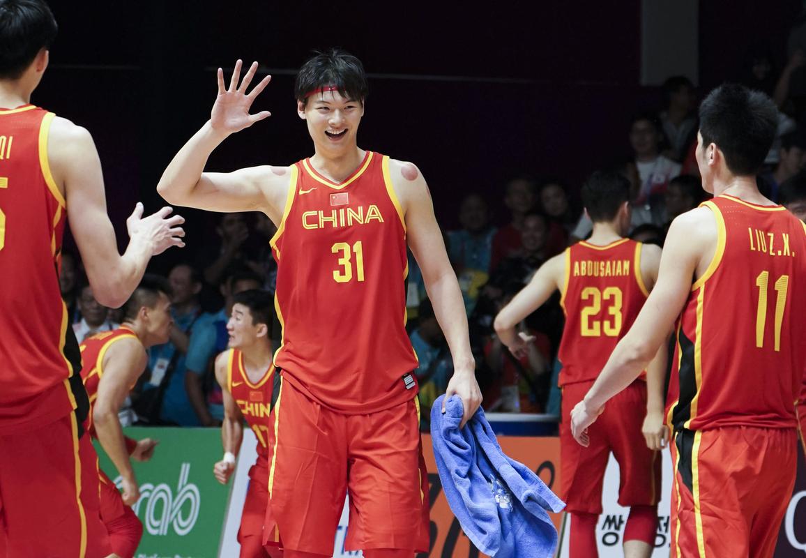男篮中国vs菲律宾比赛的相关图片